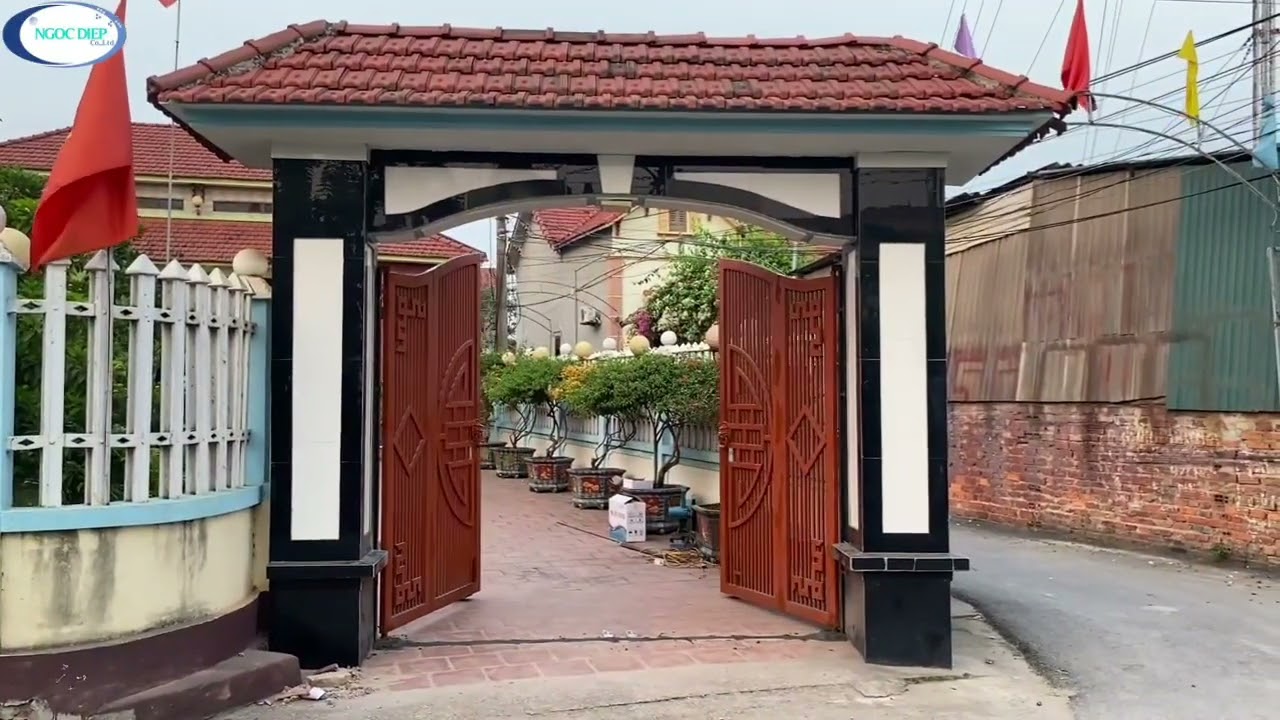 Cổng tự động mở góc rộng , khóa sập an toàn khi đóng lắp đặt ở Bình Xuyên Vĩnh Phúc