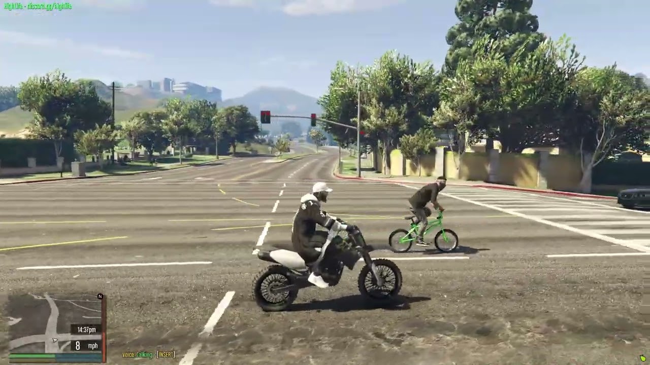 Highlife RP . 3 gang members Meta Gaming while selling drugs