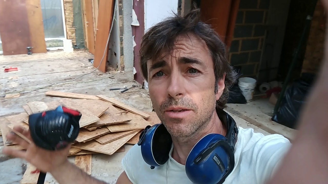 Removal of the flat roof and this great Trend Dust mask