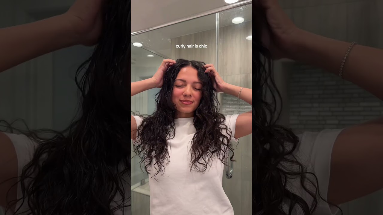 letting your natural curls show is super chic 