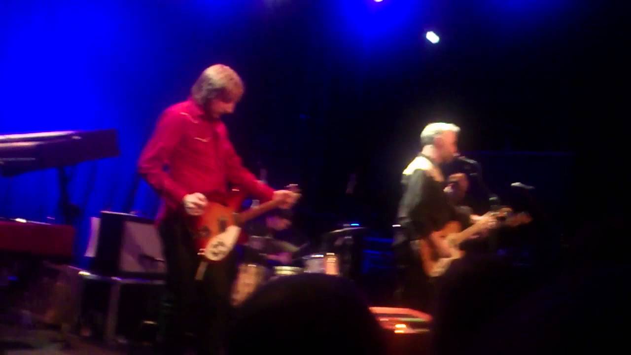 Billy Bragg - Accident Waiting to Happen 131108