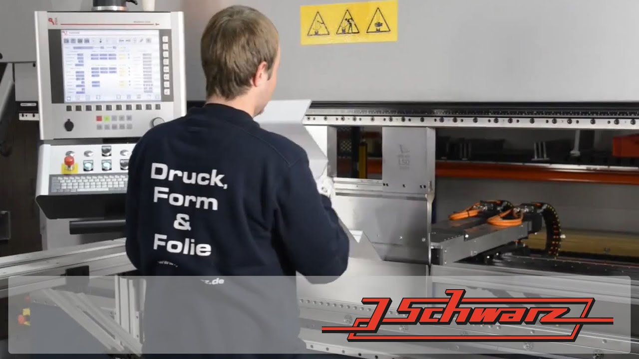 Makrolon-Kaltverformung - Produktionstechnik 3D-Formgebung