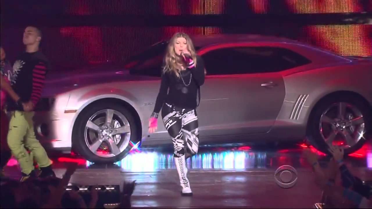Fergie ft Debbie Harry   Call Me live Fashion Rocks 2008 HD