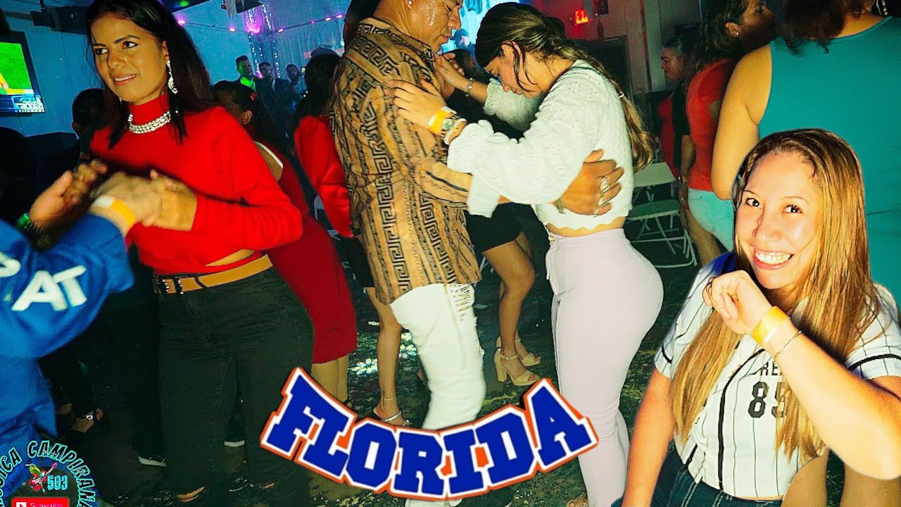 Julia bailando en Florida con Guanacos Swing