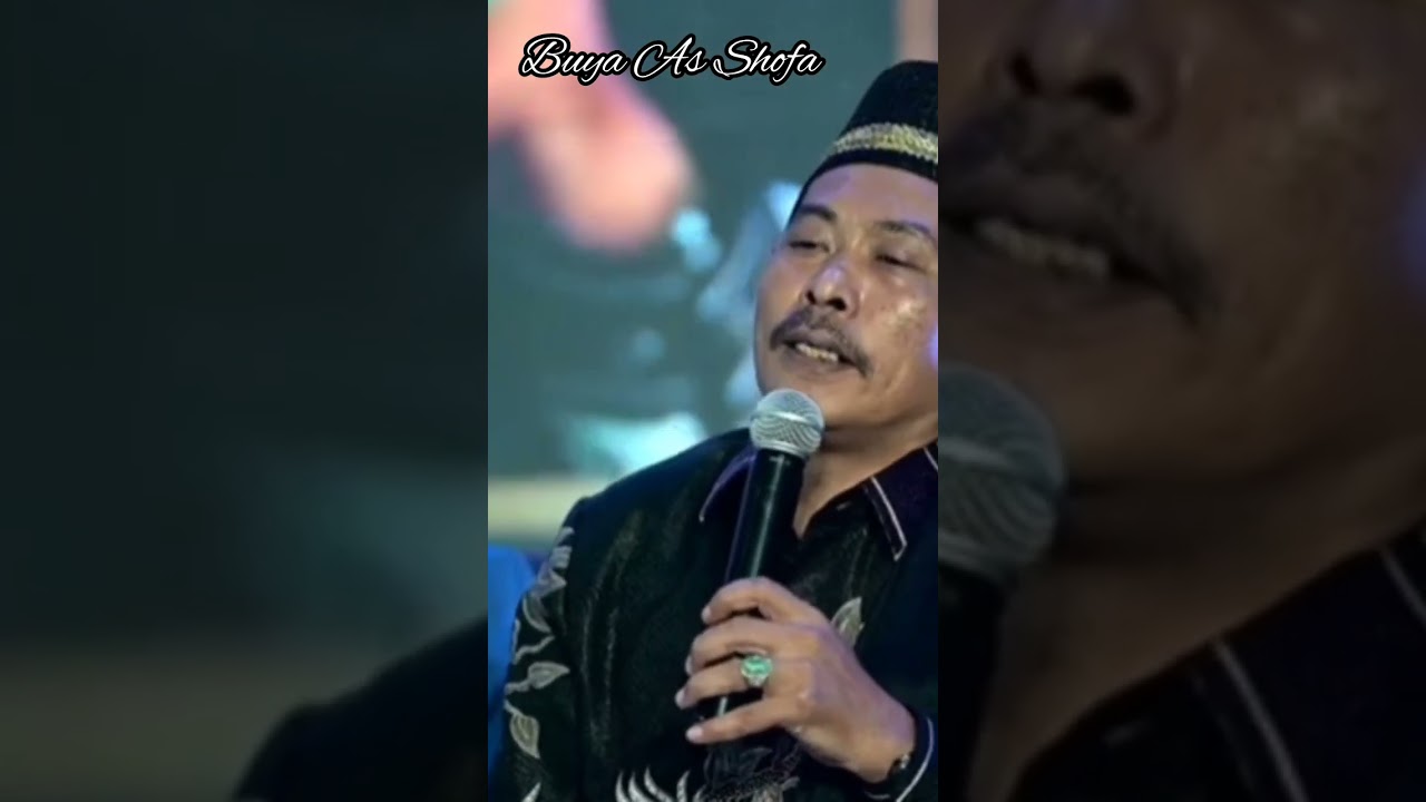 Senengo bedo ojok seneng bedoan / Sukailah berbeda tapi jangan membeda bedakan #Buya As Shofa
