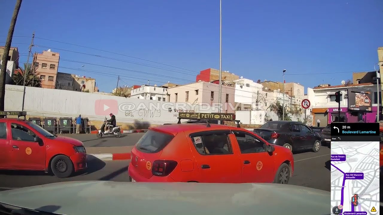 هذا مول الطاكسي خرجني على الوعي ديالي