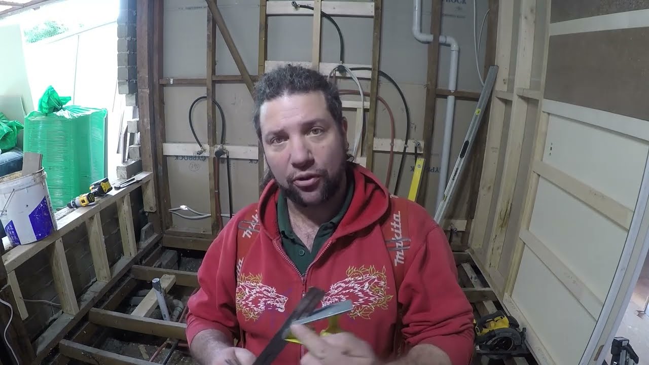 How to use a Combination square - BEST simple carpentry tricks