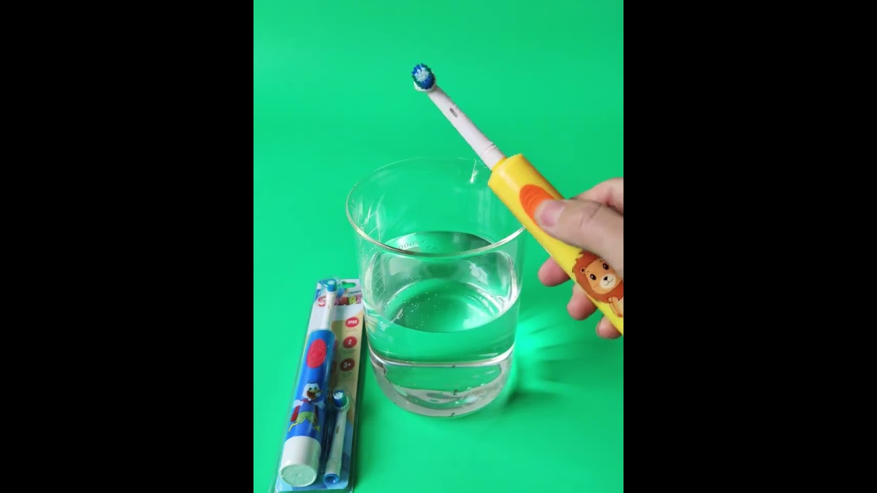 How to use Battery Operated Electric Toothbrush for Kids? Oral Hygiene Instruction video!