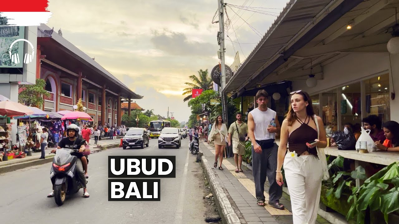 Relaxing Bali Walking Tour 🇮🇩 Ubud 4K HDR | Sunset to Night Street Ambience
