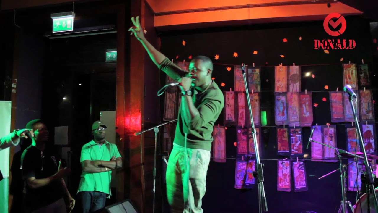 Duas Caras -  performance na 10a Edição do Stand Up Comedy VS Hip Hop