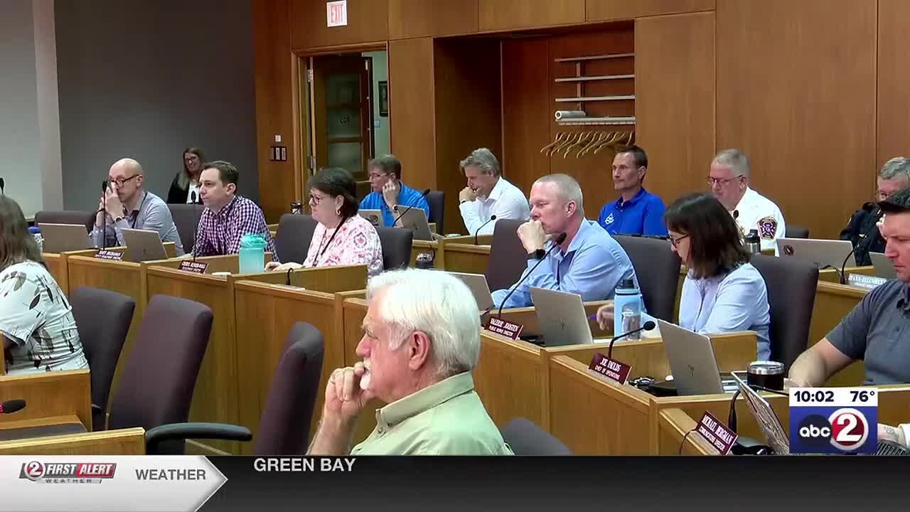 Green Bay common council passes resolution on conversion therapy