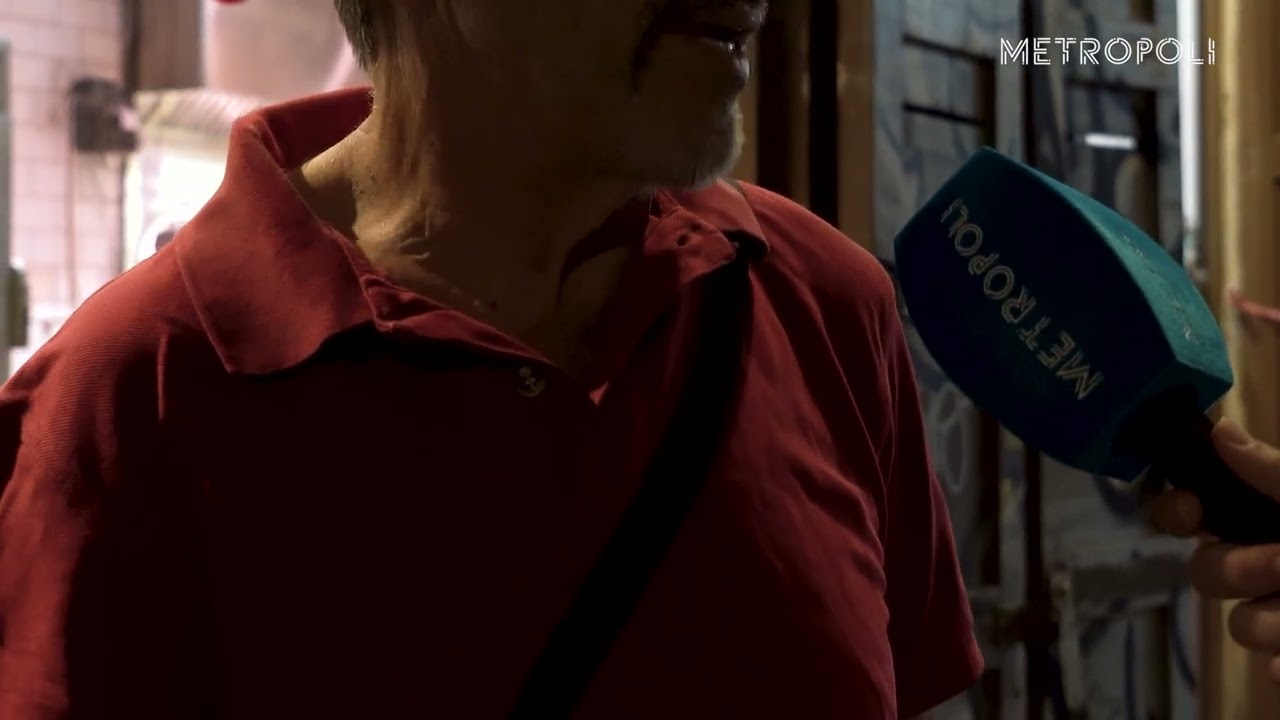 Los vecinos del Raval estallan contra un narcopiso muy conflictivo