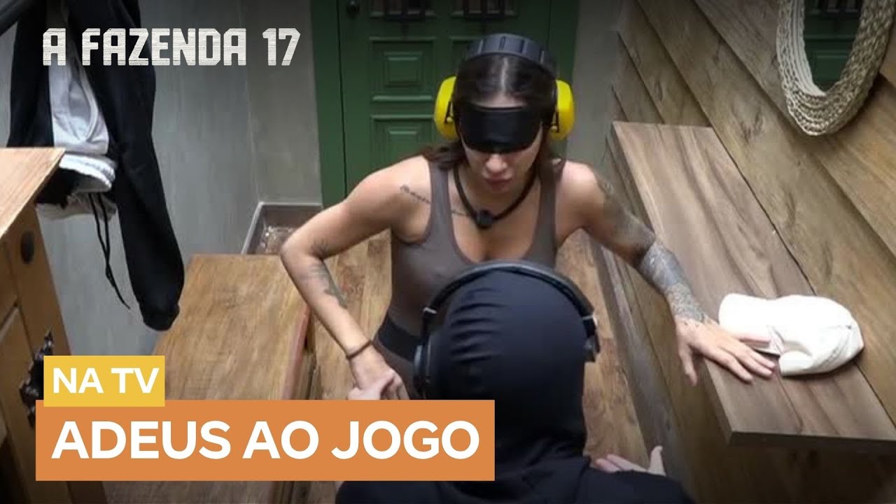 Martina Sanzi é expulsa do programa, e decisão é aplaudida pelos peões | A Fazenda 17