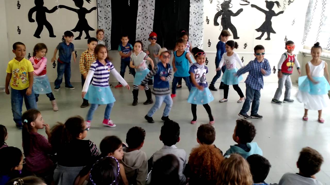 Banho de Lua...alunos do 1º ano B(tarde0