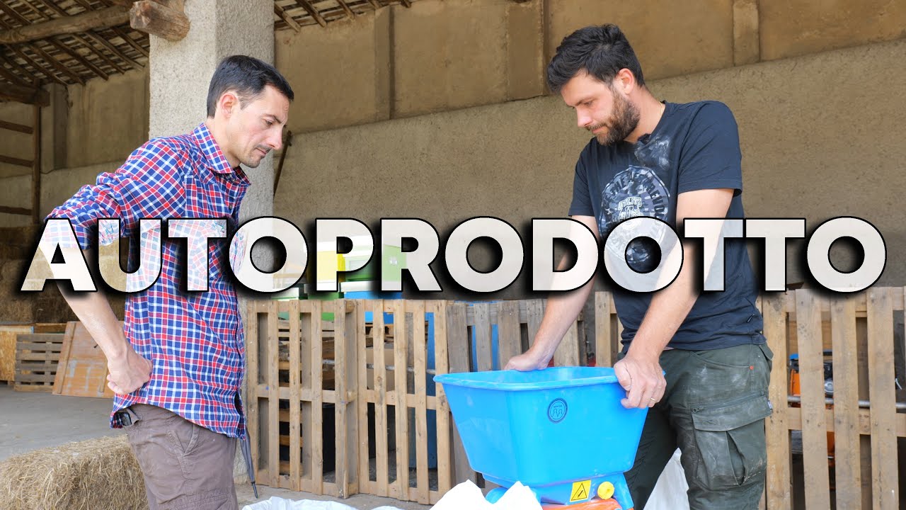 Ho MACINATO il grano per le GALLINE con @CristianBenaglio