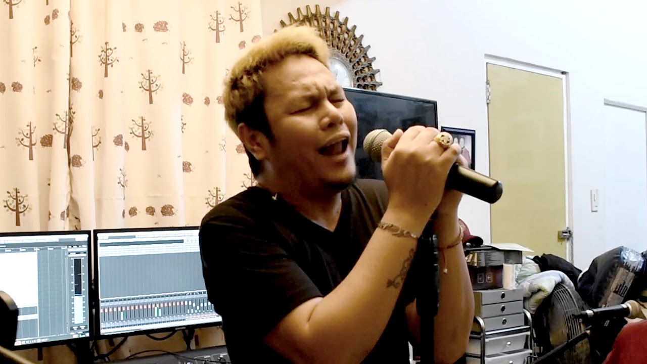 CHICAGO MEDLEY (cover) BY MACKIE WITH D'ESCAPESLive at SMP Recording Studio