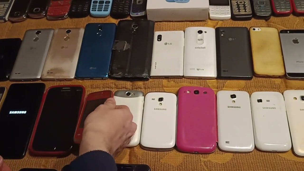 La mia collezione di cellulari - Febbraio 2025 (Parte 1)