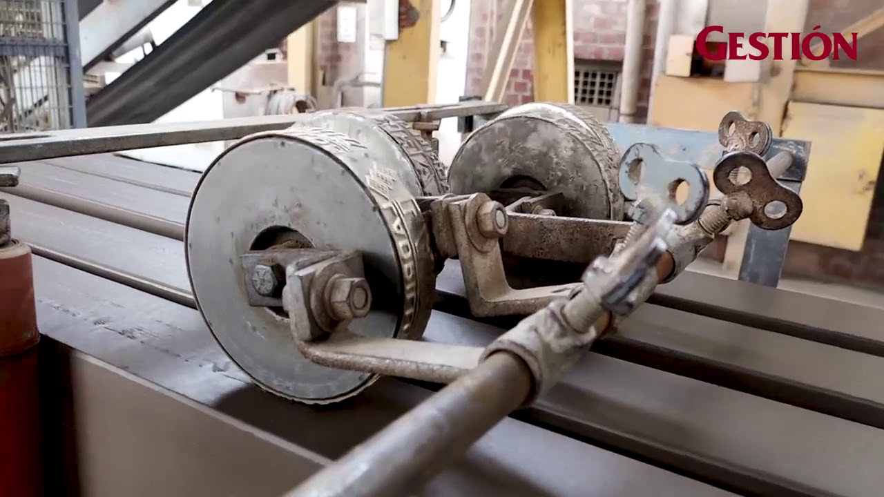 Así se fabrican los ladrillos en Perú