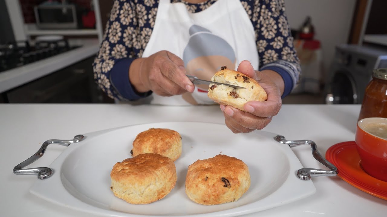 Making quick and easy scones in the air fryer - our first real air fryer recipe!