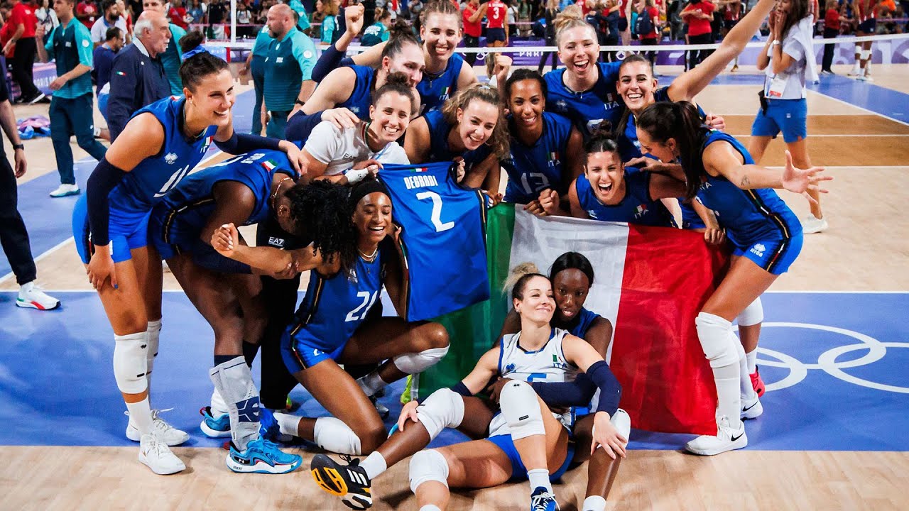 ITALY GOLD MEDAL - Medal Ceremony VNL | Volleyball Nations League 2024