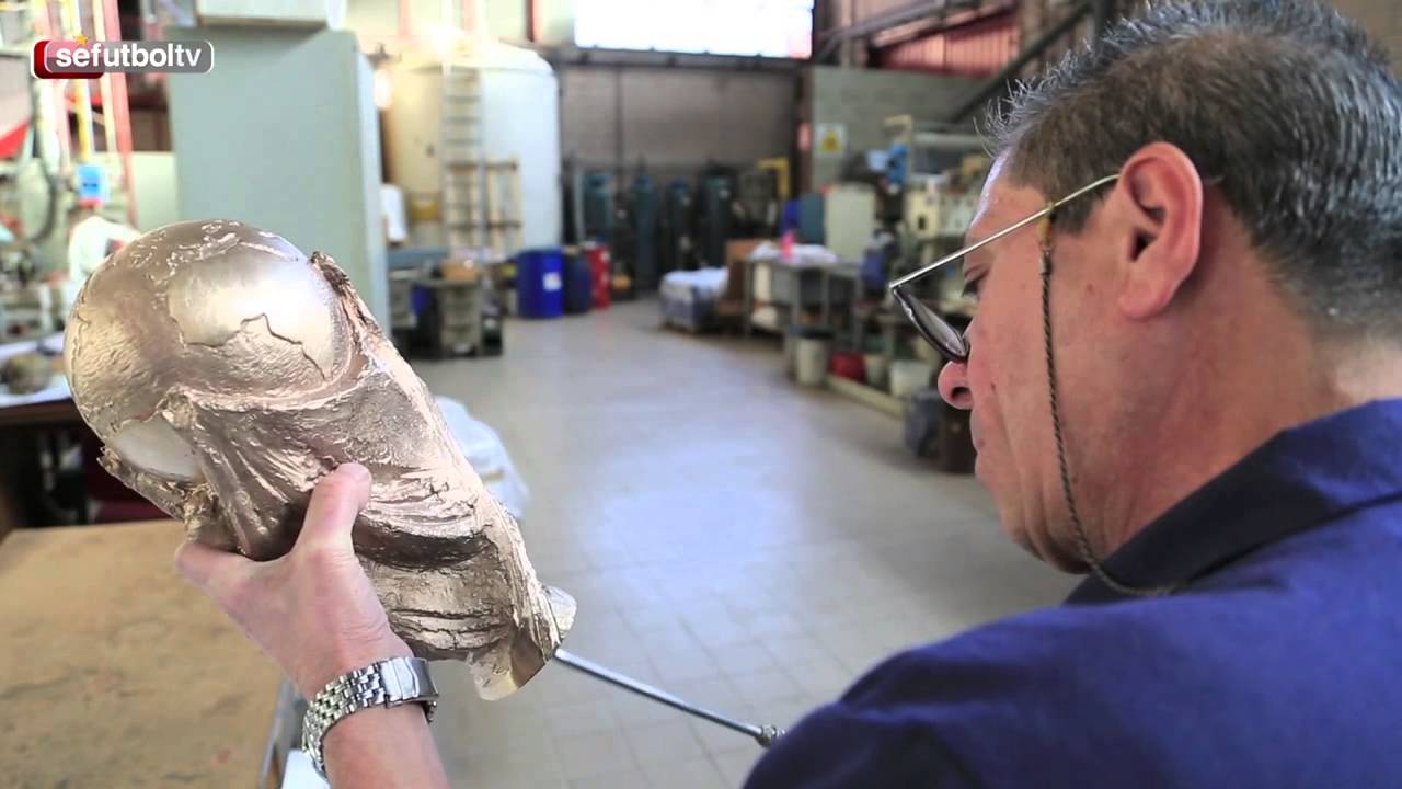 Exclusive visit to the workshop where the World Cup is made