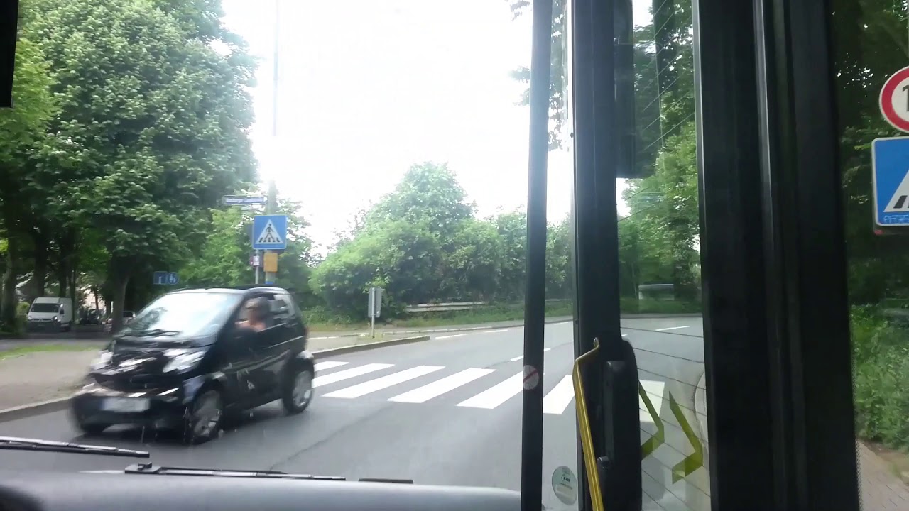 Buslinie 27 Mitfahrt von Preungesheim bis Nieder-Eschbach