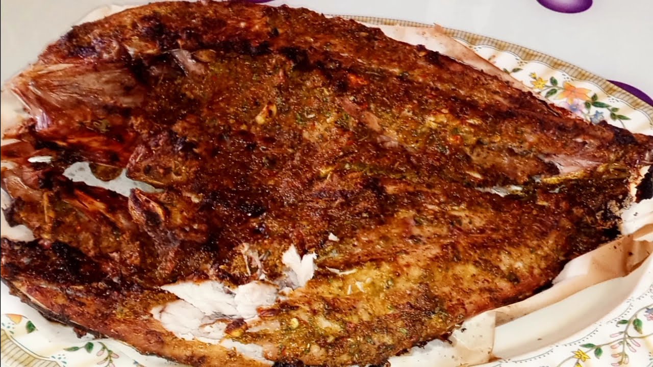 وصفه صحيه سمك مشوي بالفرن بتتبيله مميزه مع طريقتي المميزه والسريعه في عمل الرز الأصفر النثري 👌