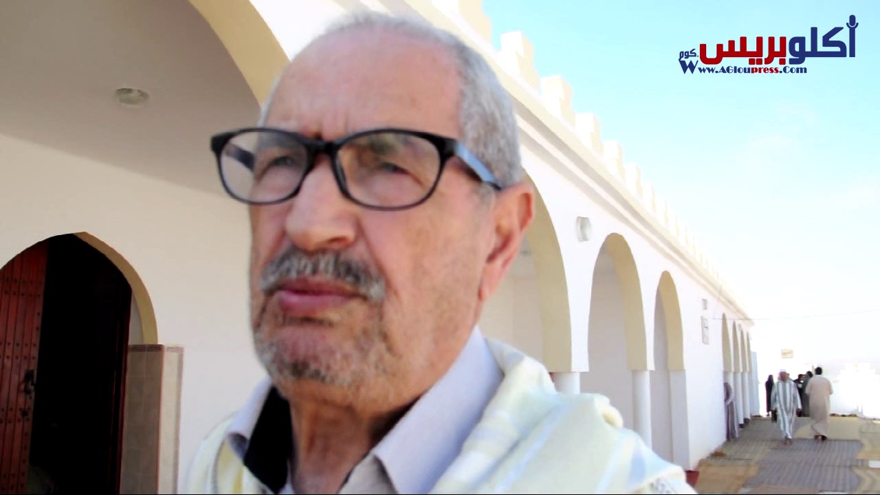 أكلو ..بالفيديو: أقوى لحظات جنازة عميد المدرسة الوڴاڴية سيدي محمد بلمكي البوجرفاوي