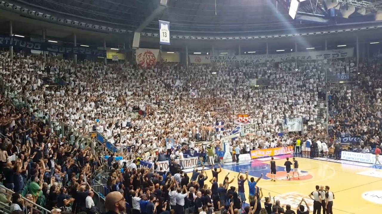 videotifo FOSSA DEI LEONI (Fortitudo-Treviso) gara 4 #aBolognanonsifesteggia