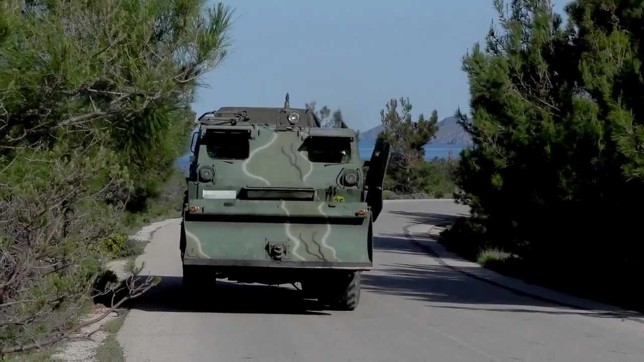 Hellenic Artillery RM70 battery deploying.
