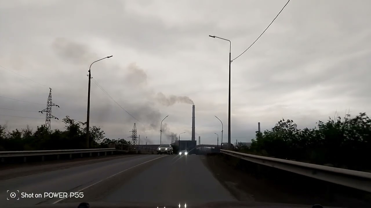 Город Новотроицк Оренбургская область, еду по городу.