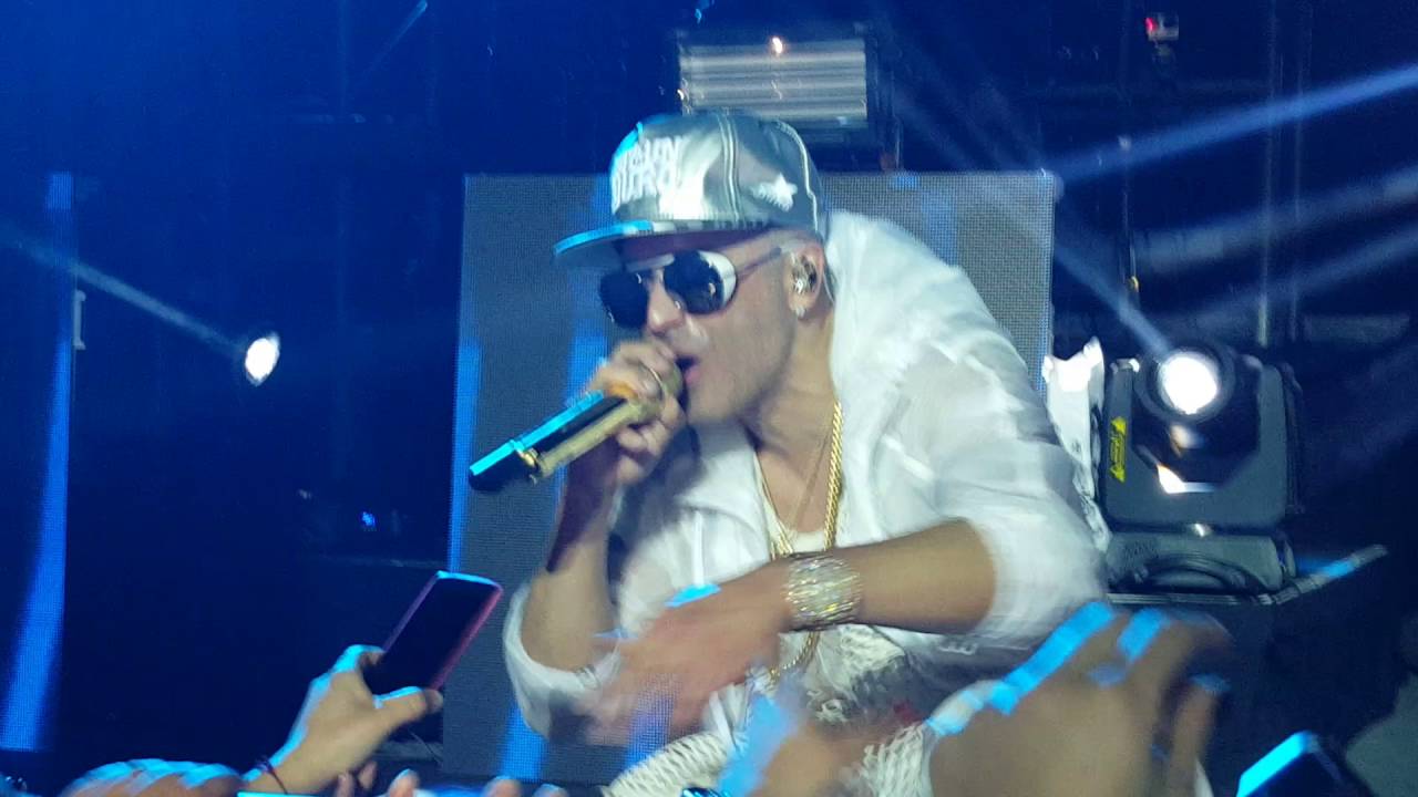 NUNCA ME OLVIDES - Yandel (Luna Park 8.6.16) Dangerous Tour
