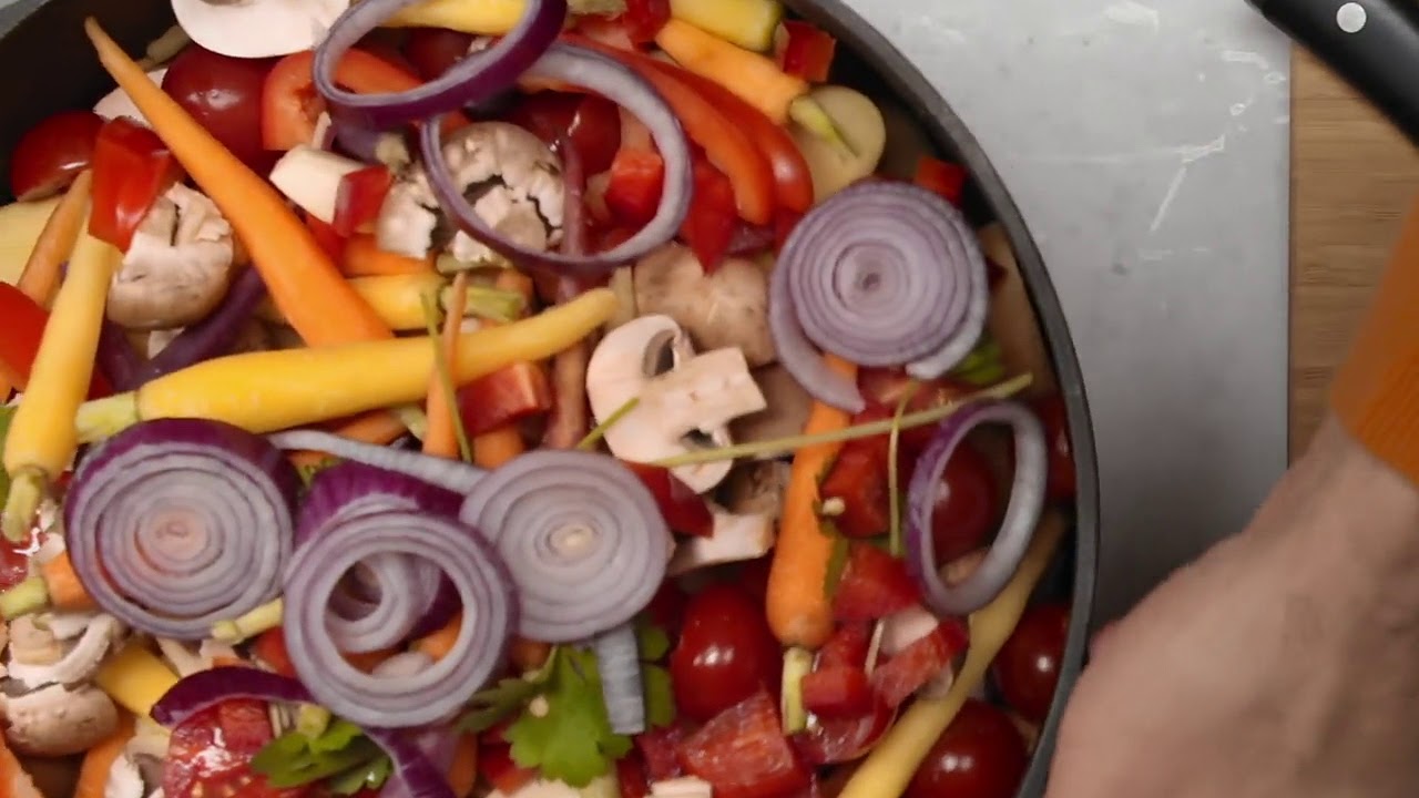 9000 Series SteamPro with Steamify | AEG