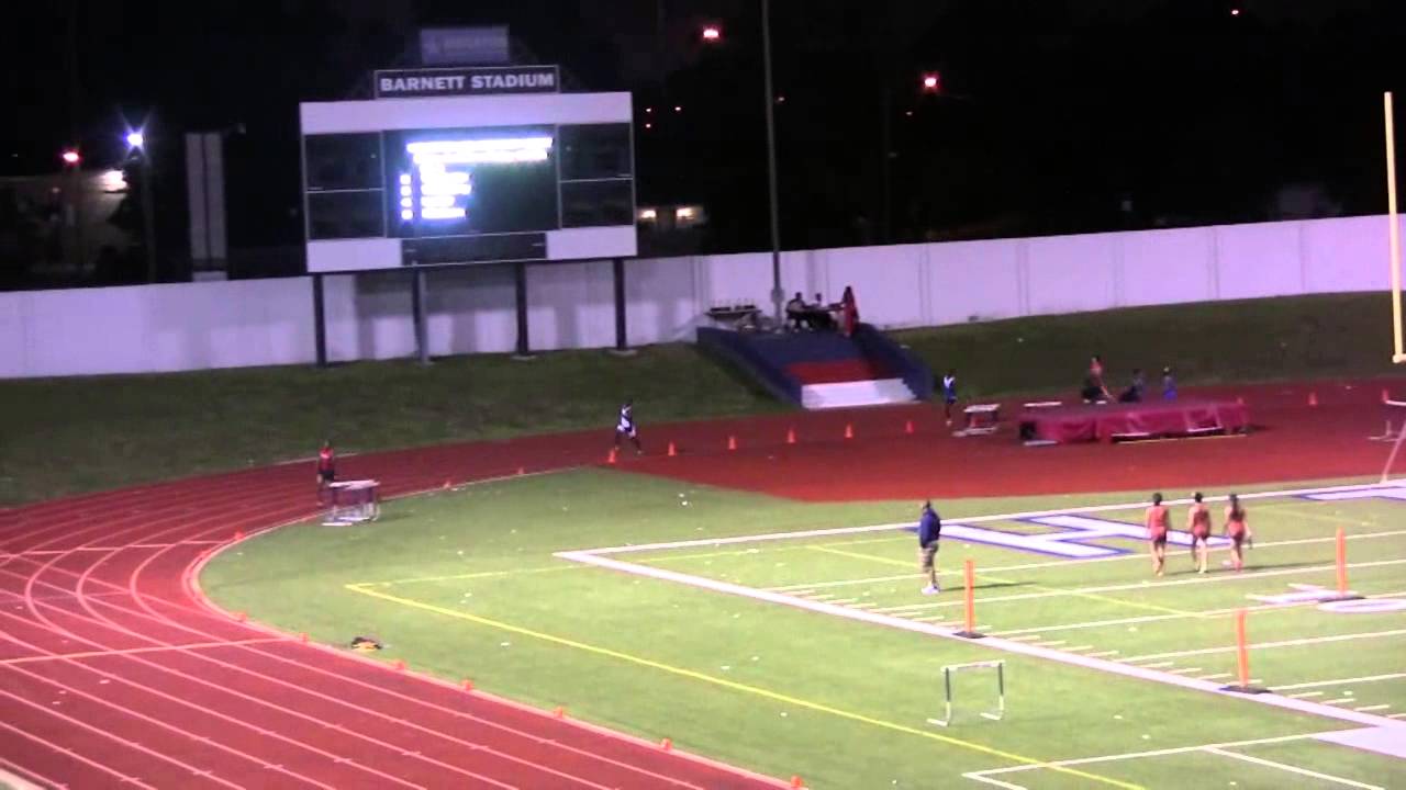 Karl Maier - 4x400 Relay leg 2 at District 20-5A Meet 2014