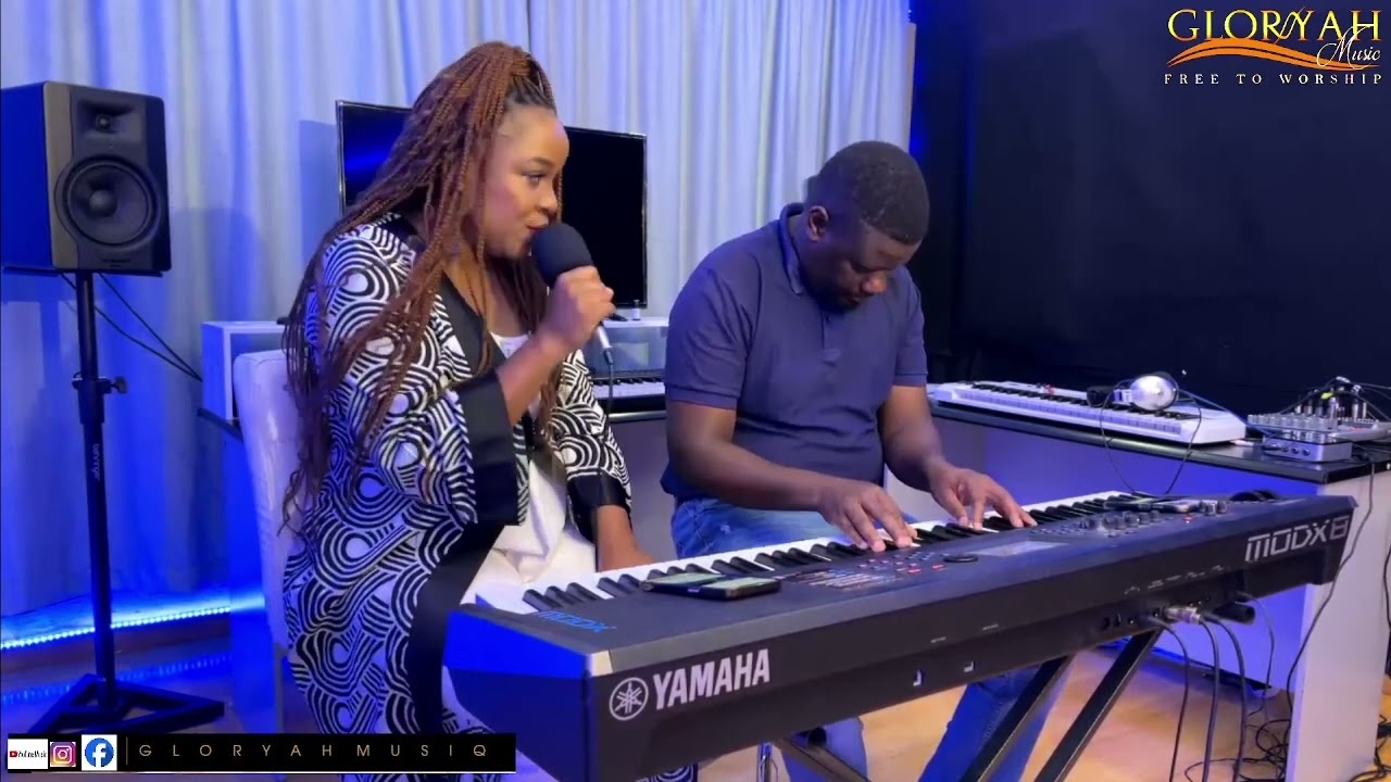 Another spontaneous Praise Session