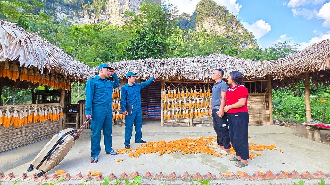 The police arrested the criminals and returned the property to Ngoc and NGA at their dream house.