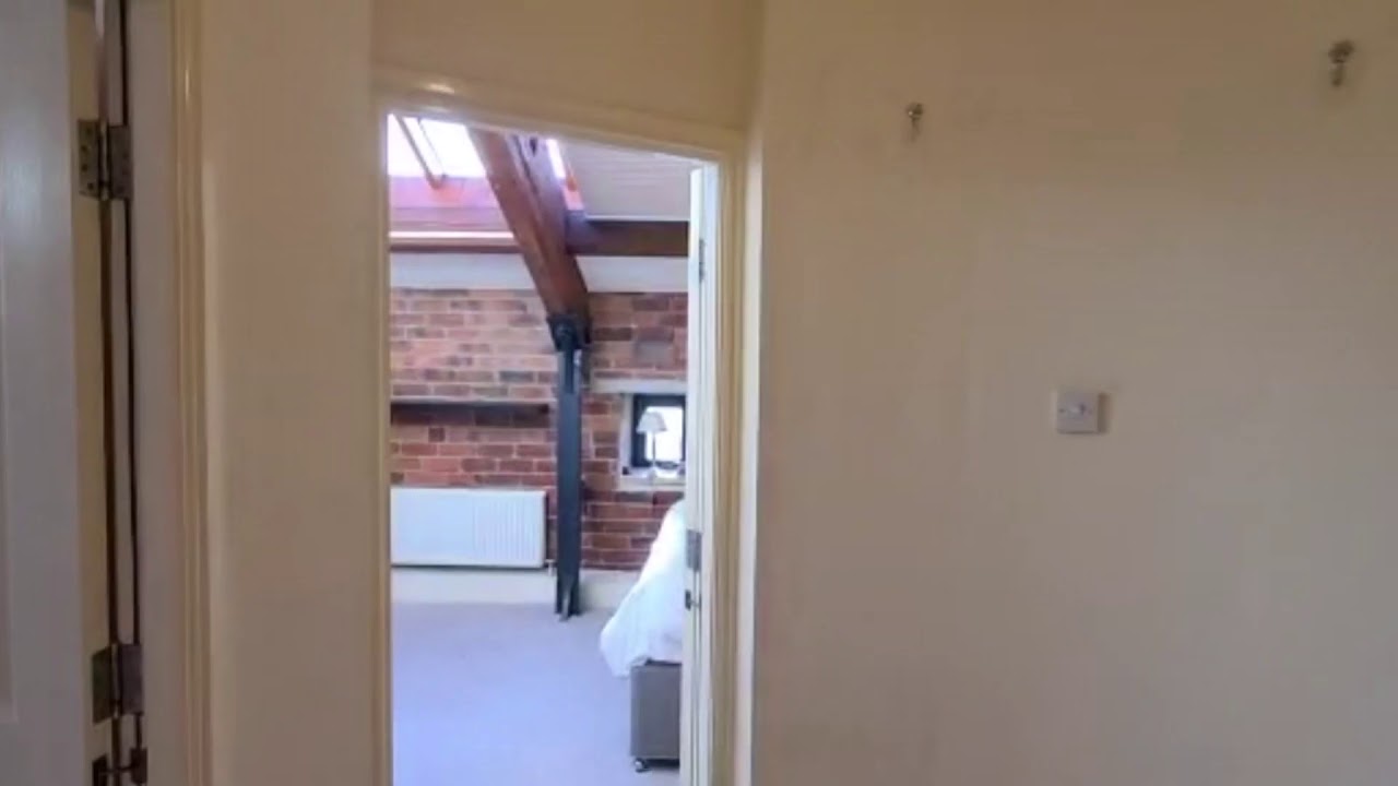 The Locks, Bingley £159,995