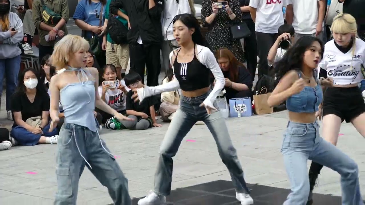 ARTBEAT(아트비트) - Shhh(KISS OF LIFE) | Sinchon Busking