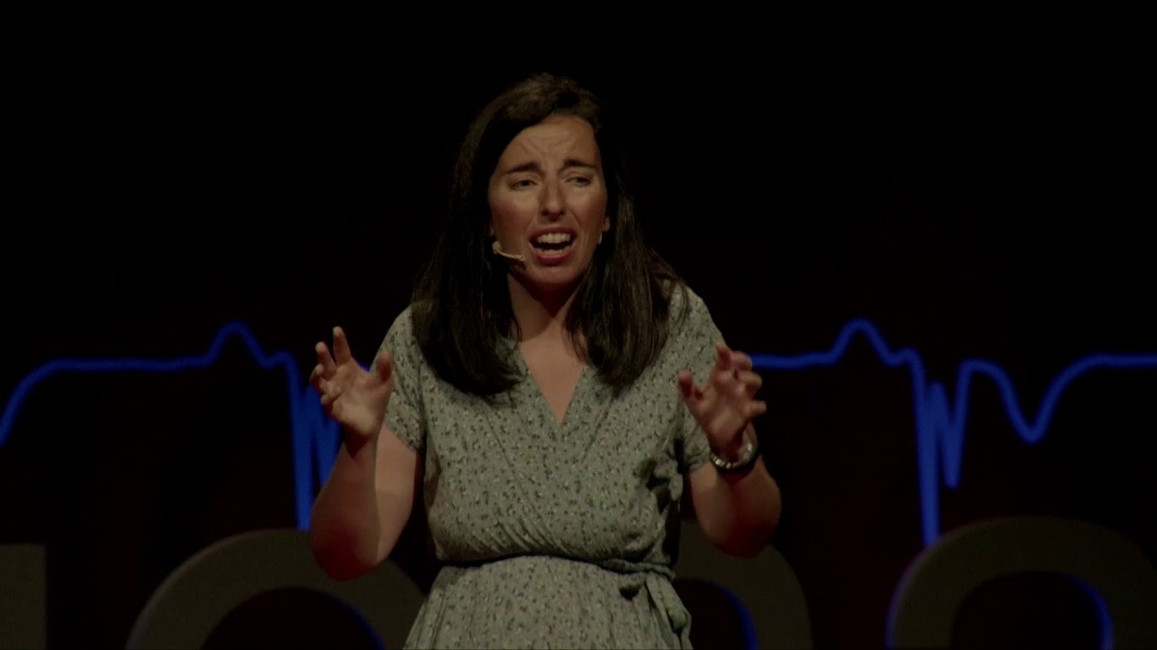 La educación de nuestros hijos puede ser sin castigos y gritos  | Beatriz Muñoz | TEDxTarragona