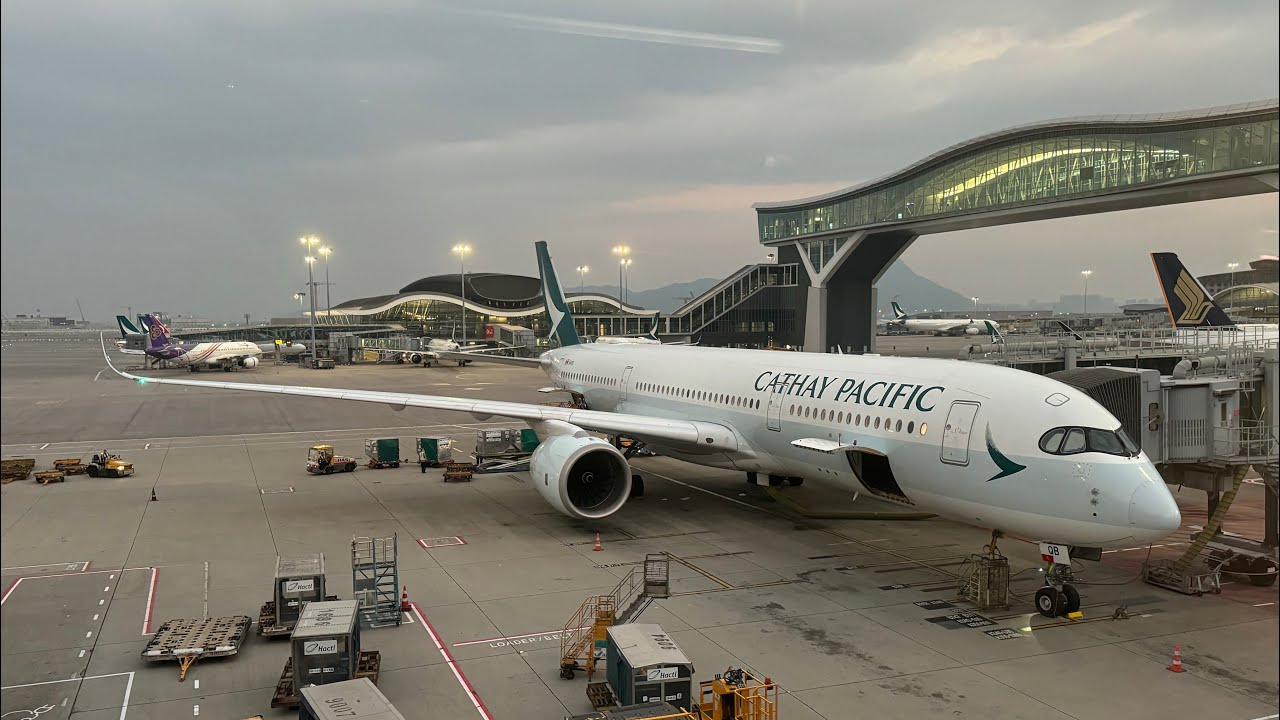 CX530 HKG🇭🇰- TPE🇹🇼 / Hongkong International - Taipei Taoyuan