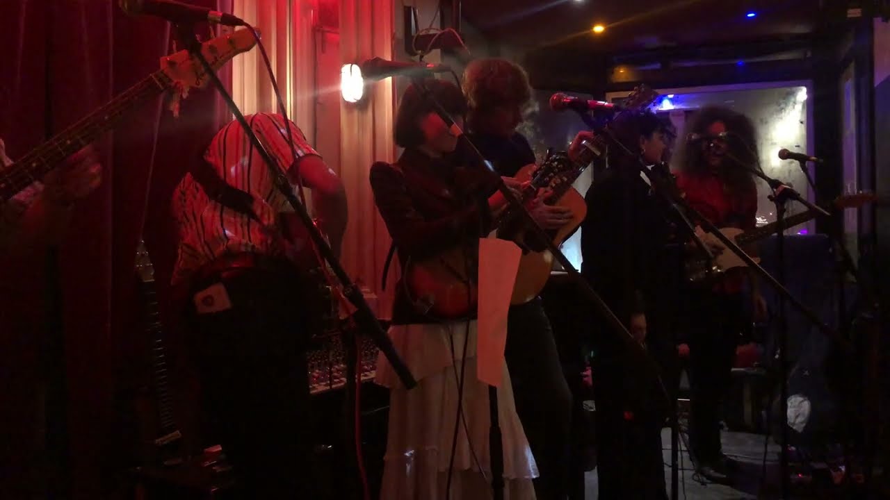 The Merry Hay Family Band @ Le 3 Pièces - Rouen 14/12/2025