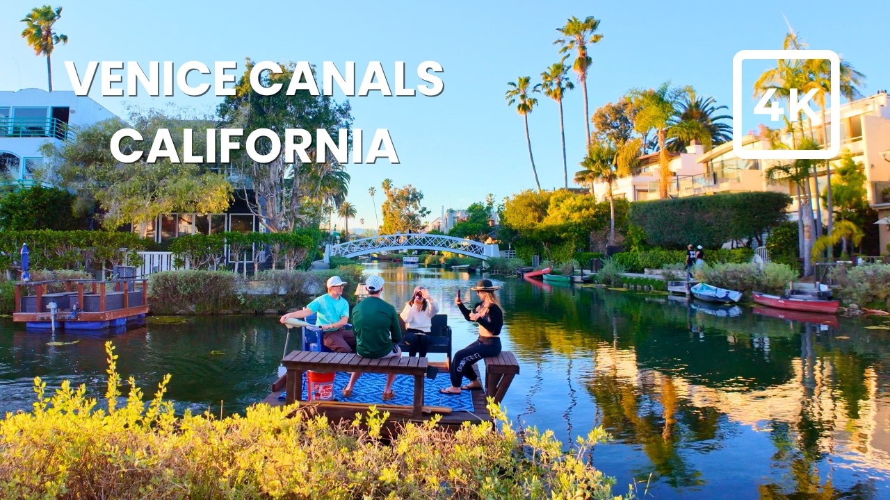 Venice Canals Walk | The Prettiest Neighborhood in Los Angeles? | 4K Walking Tour