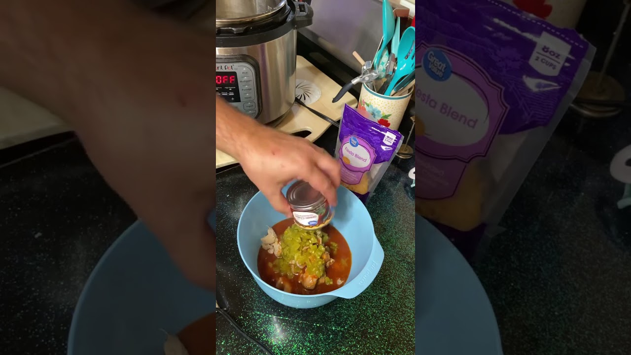 Instant Pot Chicken enchiladas