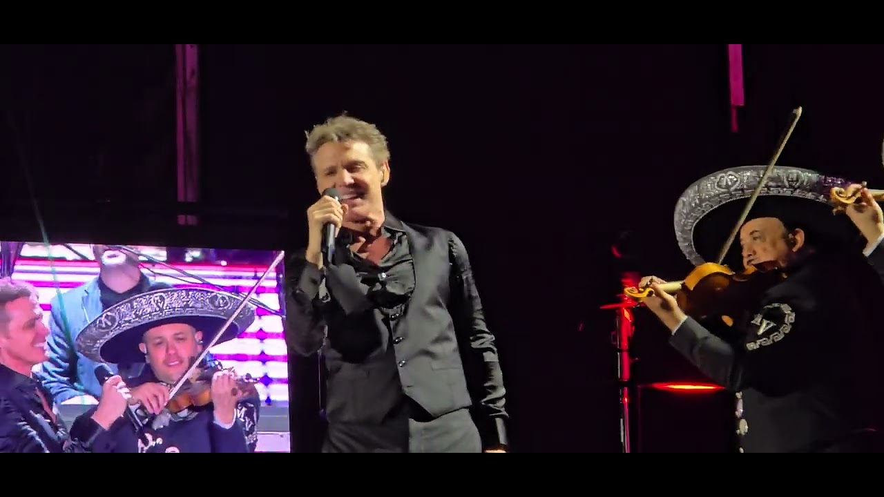 Luis Miguel Estadio Centenario, Uruguay 2024. La Bikina/La media vuelta