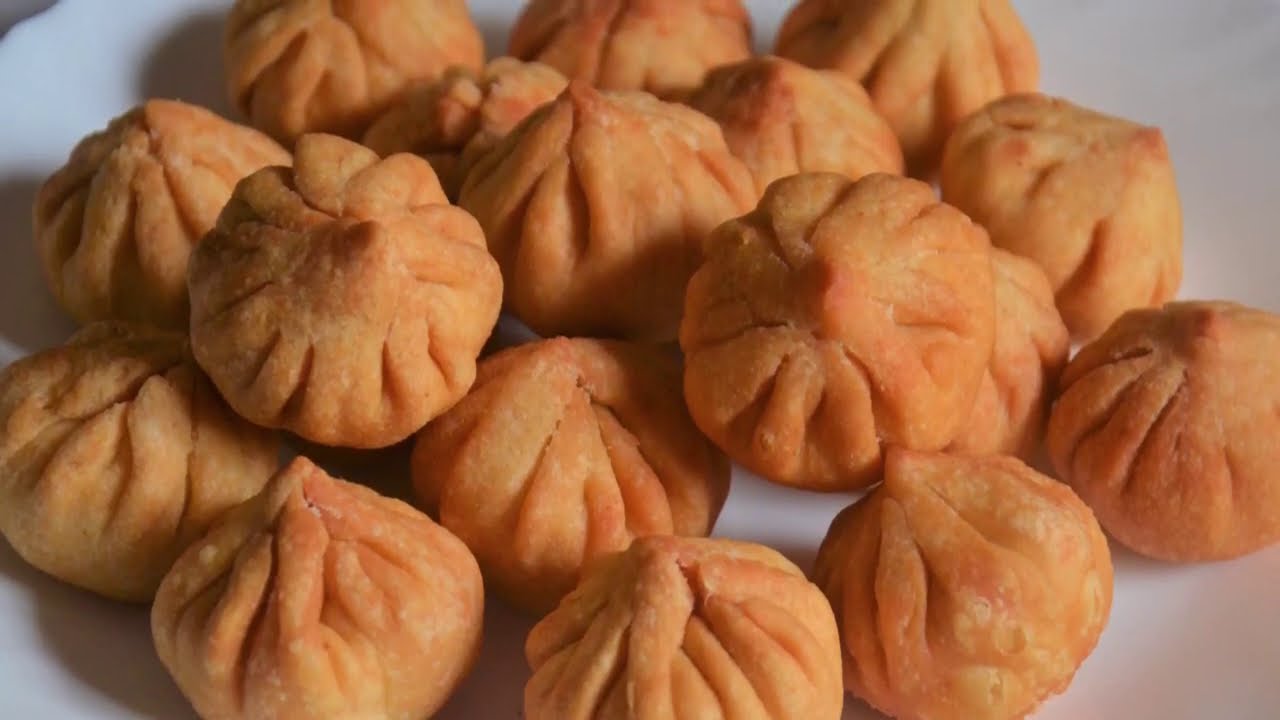 100 % कुरकुरीत तोंडात विरघळणारे तळणीचे मोदक थोडी वेगळी पद्धत | Fried Modak