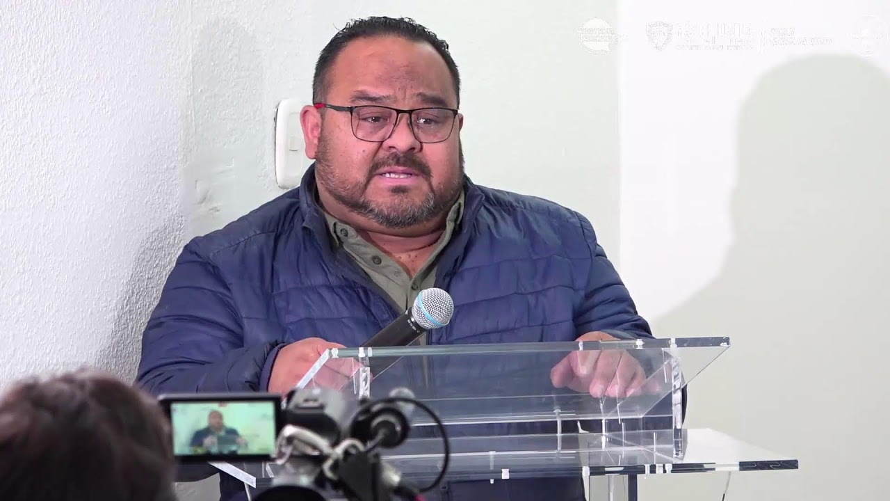 Rueda de prensa a cargo del fiscal Heliodoro Araíza