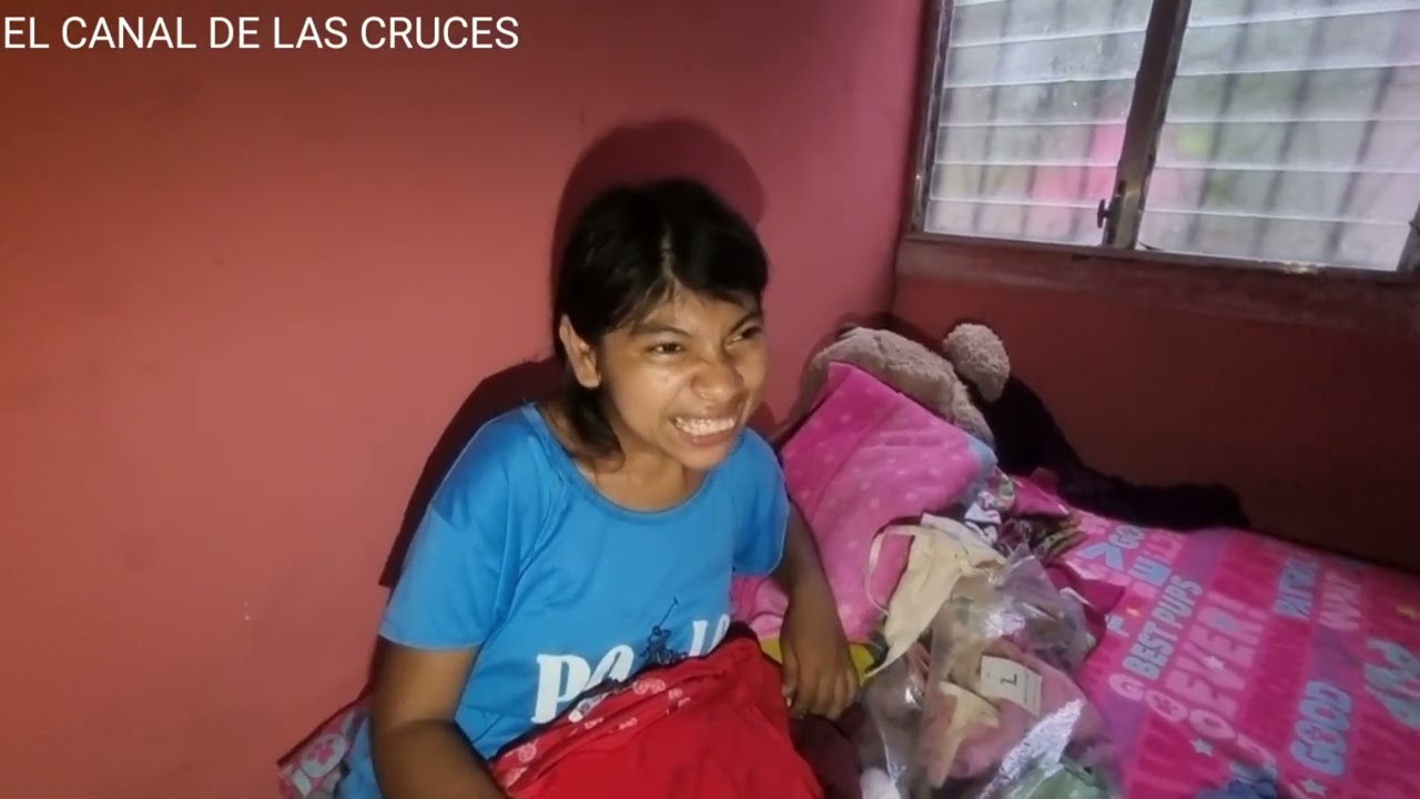 Como puede sobrevivir Vicenta sin luz y sin Trastes.Tono que ha pasado?Seguimos fuertes enlas cruces