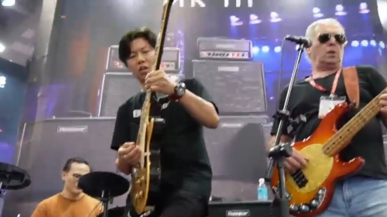Blackstar HT Stage 100 MK3 at 2024 Music Guangzhou booth