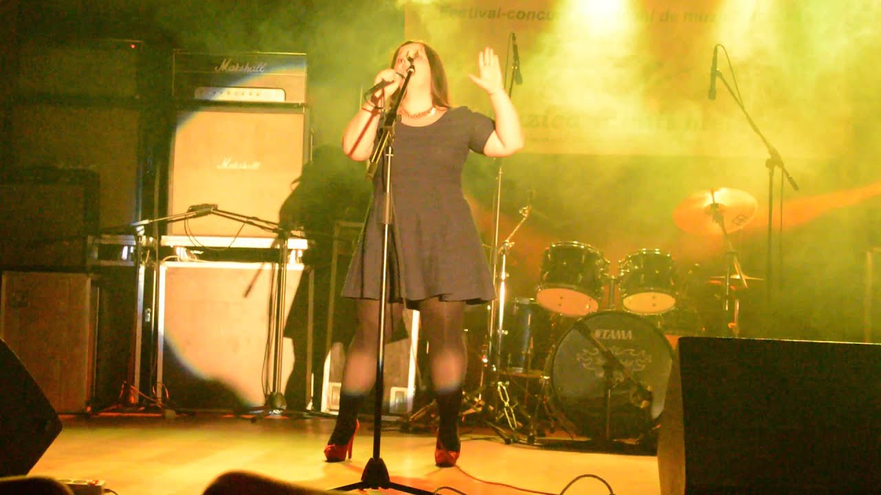 Adele - Rolling in the Deep (Cover by Diana GOCI)