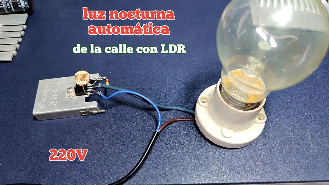 Luz Nocturna Automática Con BT136